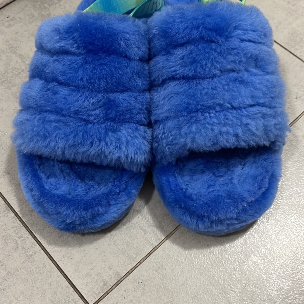 UGGS ! - Picture 4 of 6
